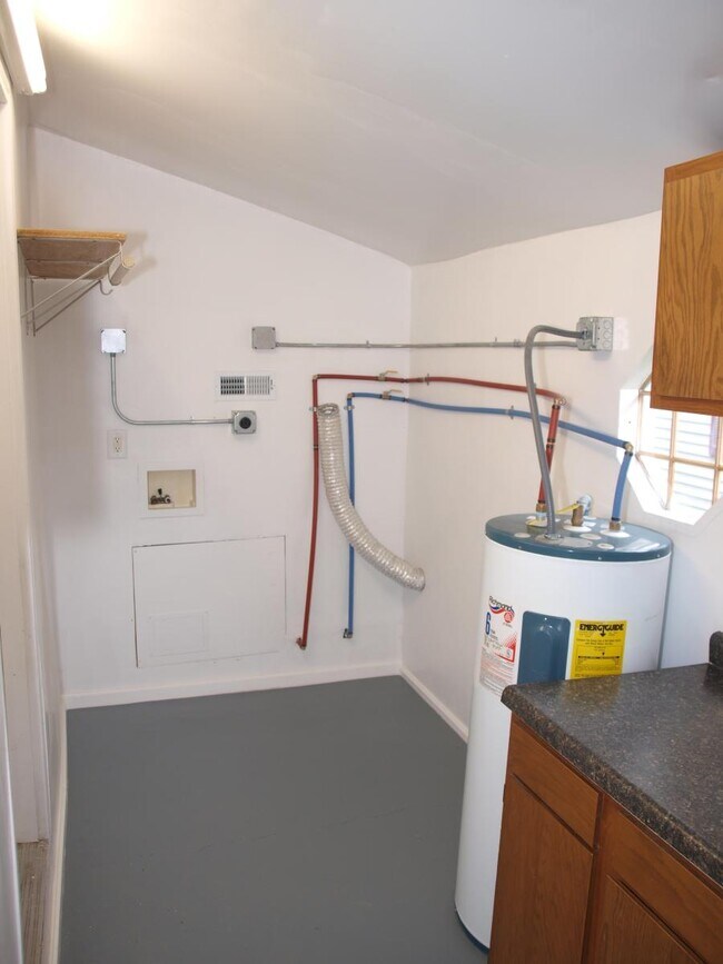 Building Photo - 1914 N 11th St