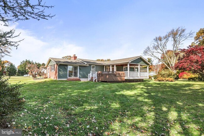 Building Photo - 313 Windsor Ct