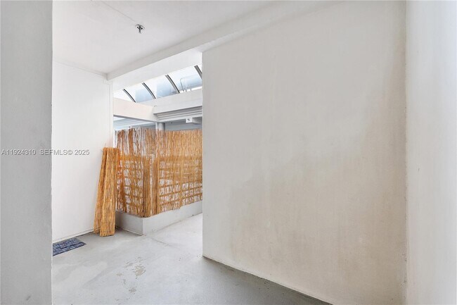 Building Photo - 2977 McFarlane Rd