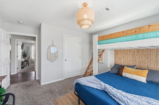 Building Photo - 2311 56th St