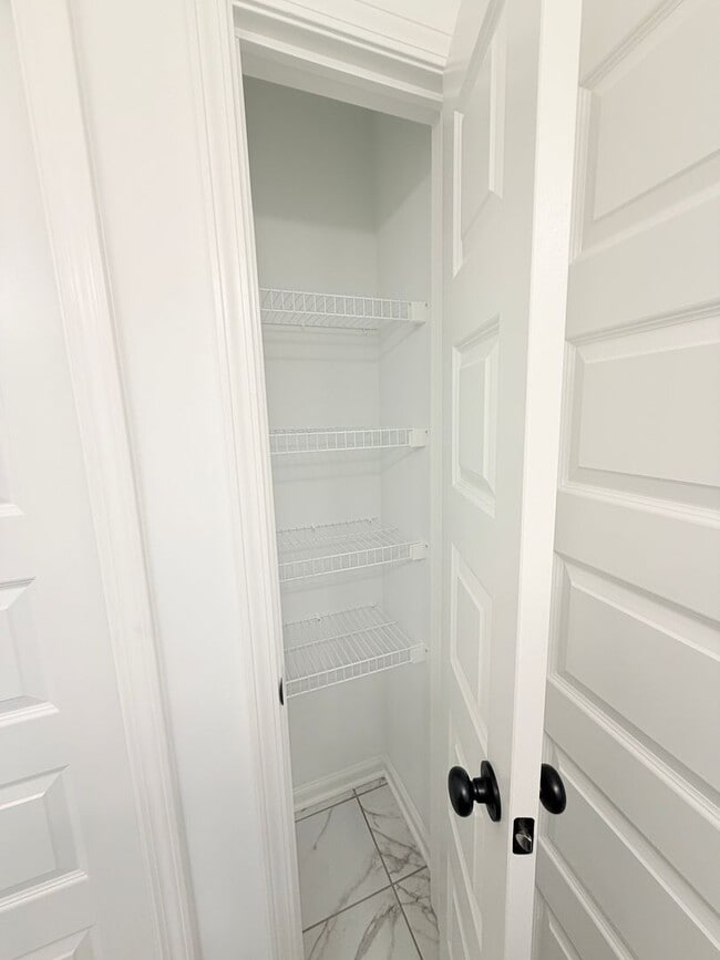 Building Photo - 4195 Risen Star Way