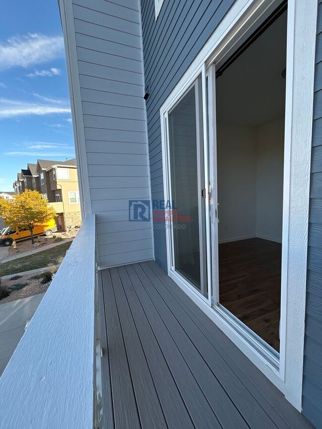 Building Photo - 5552 Canyon View Dr