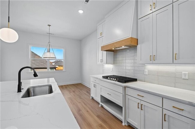 Building Photo - 1810 Peacock Rd