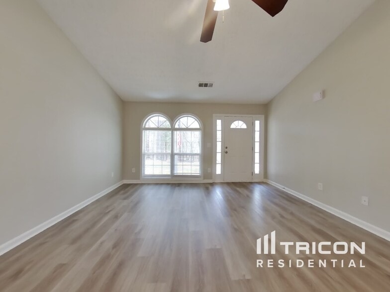 Building Photo - 5108 Cumberland Ct