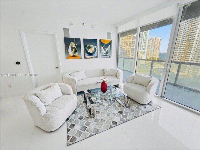 Building Photo - 465 Brickell Ave