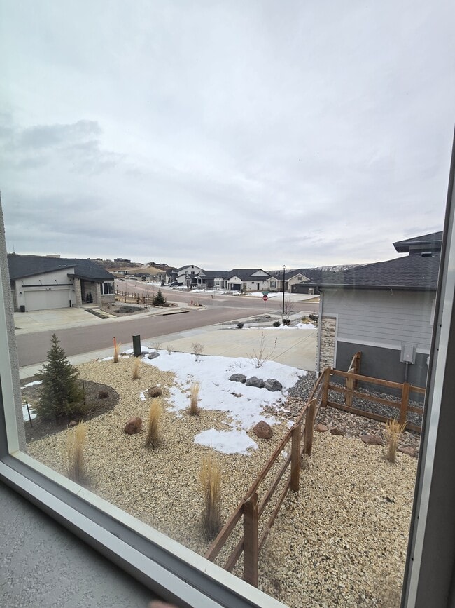 Building Photo - 5446 Mesa Top Dr