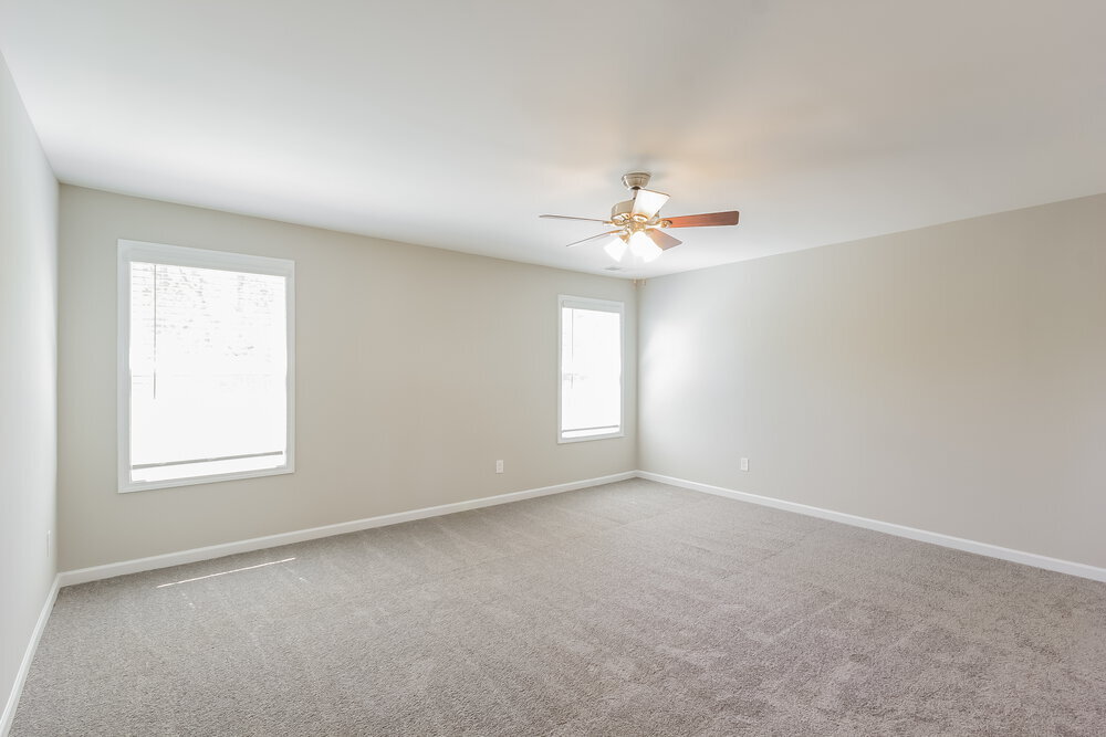 Building Photo - 1070 Sutherland Dr
