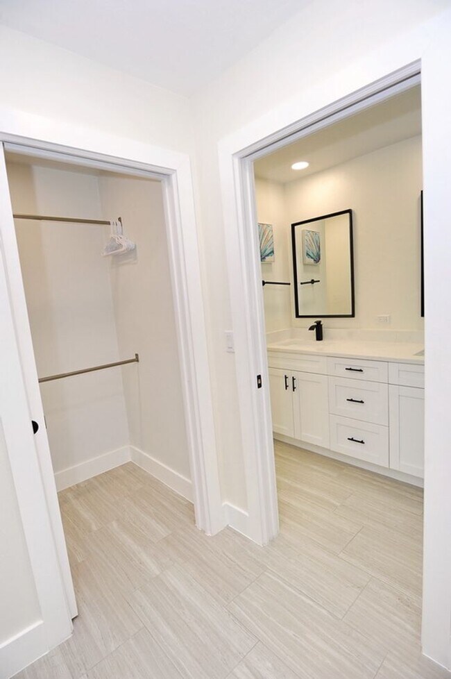 Building Photo - ANNUAL RENTAL Naples Park 3 Bedroom // 2 Bathroom Single Family Home