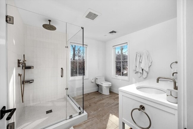 Building Photo - 86 Atlantic Ave