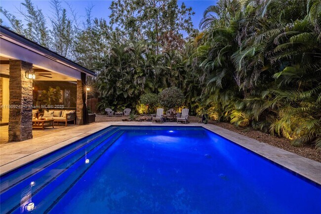 Building Photo - 6870 SW 77th Terrace