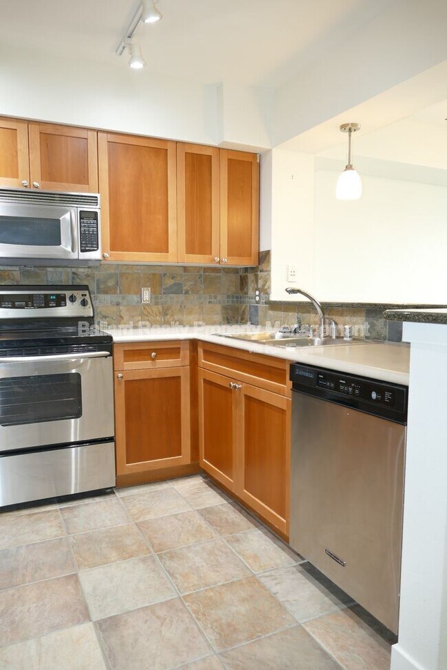 Building Photo - 1545 NW 57th St
