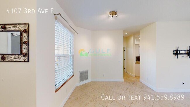 Building Photo - 4107 3rd Ave E