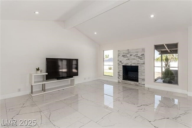 Building Photo - 3826 S Edmond St