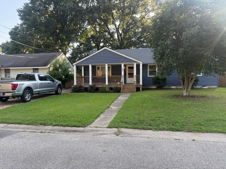 Primary Photo - 207 Winchester Dr