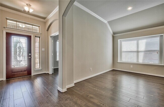 Building Photo - 426 George Dr