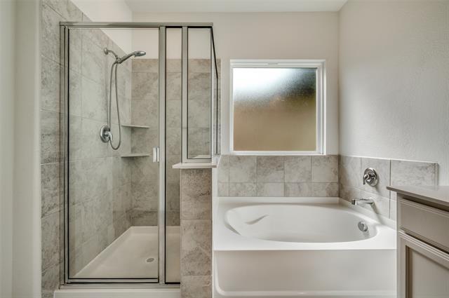 Building Photo - 4128 Wood River Trl