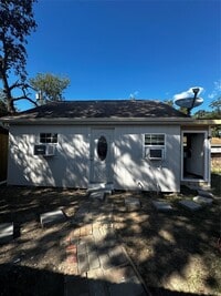 Building Photo - 9337 Talton St