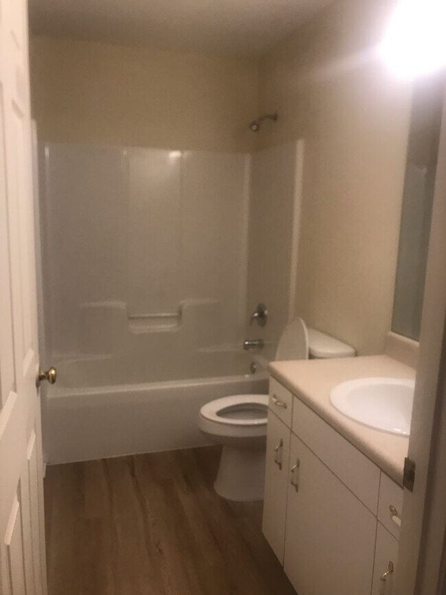 Building Photo - 2109 1st Ave