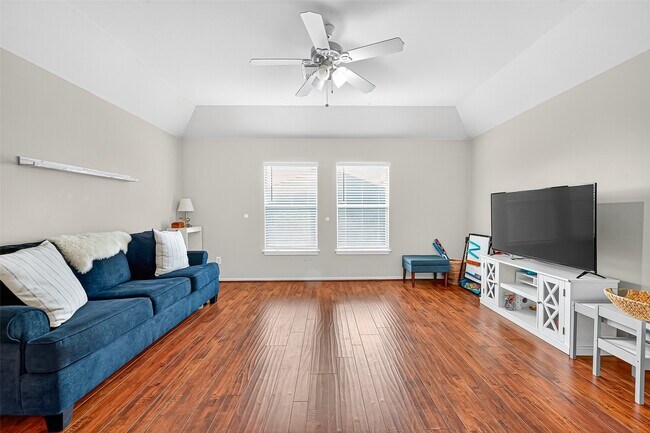 Building Photo - 6019 Gablestone Ln