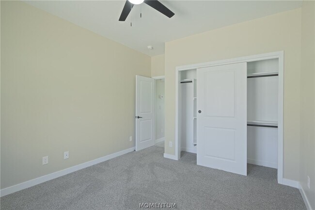 Building Photo - 2213 Hayden Way