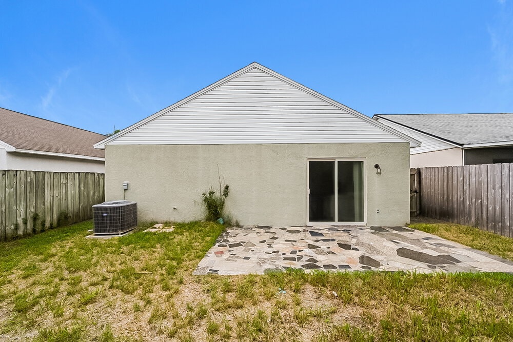Building Photo - 30615 Double Dr