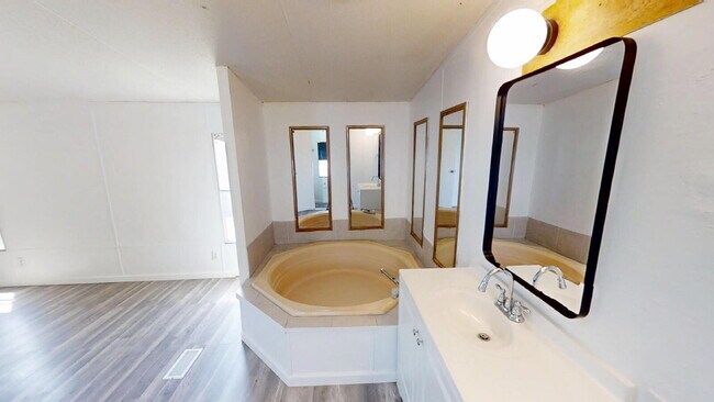 Building Photo - "Charming 3-Bed, 2-Bath Mobile Home Retrea...