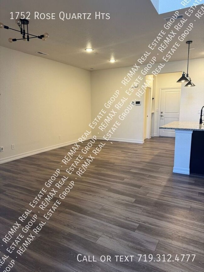 Building Photo - 1752 Rose Quartz Heights