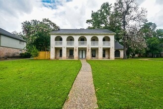 Building Photo - 1723 Big Horn Dr