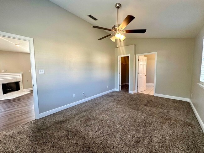 Building Photo - 3275 Addison Ln