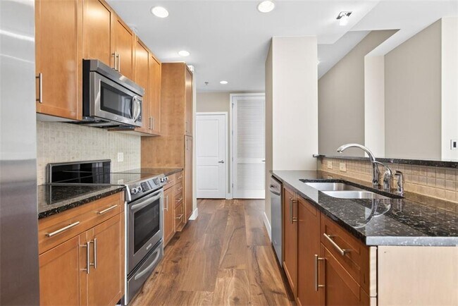 Building Photo - 855 Peachtree St NE