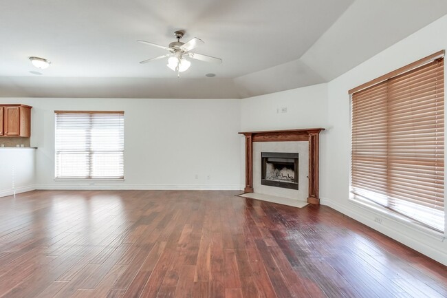 Building Photo - Adorable 3 bedroom Home in NW OKC