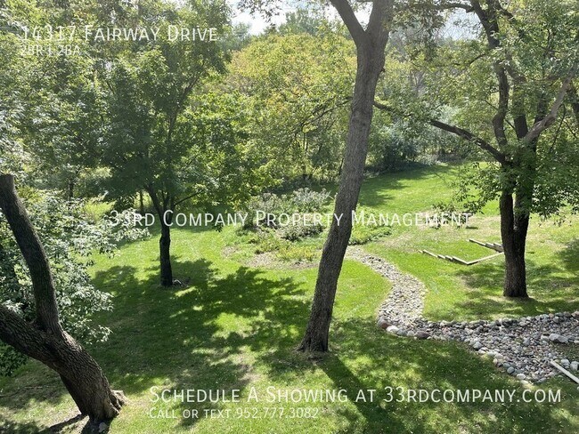 Building Photo - Eden Prairie 2 Bed/2Bath Condo!