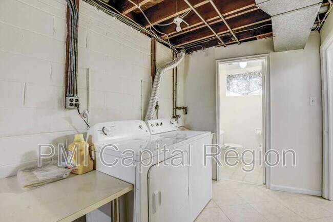 Building Photo - 5107 Bradley Blvd