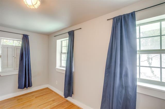 Building Photo - 2328 W Rosedale St S