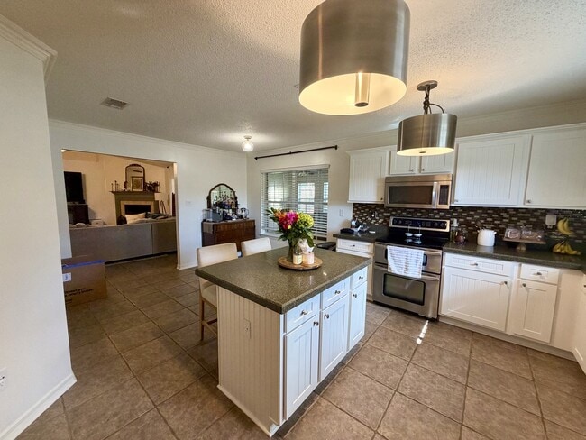 Building Photo - 3406 Hermitage Ct