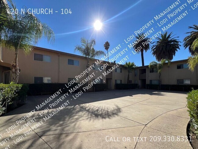 Building Photo - 420 N Church St