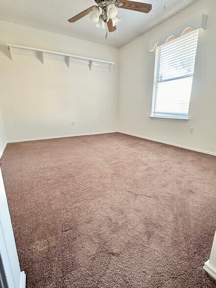 Building Photo - 7217 Ashbourne Way