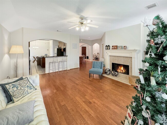 Building Photo - 62 N Abram Cir