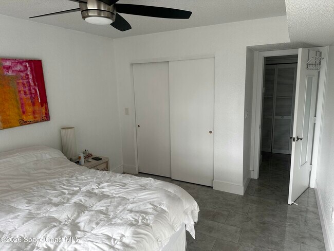 Building Photo - 201 Ocean Park Ln