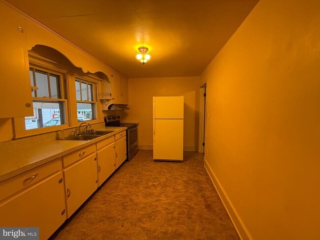 Building Photo - 228 Opequon Ave