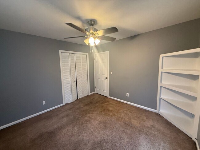 Building Photo - 108 A-B Scott Ave