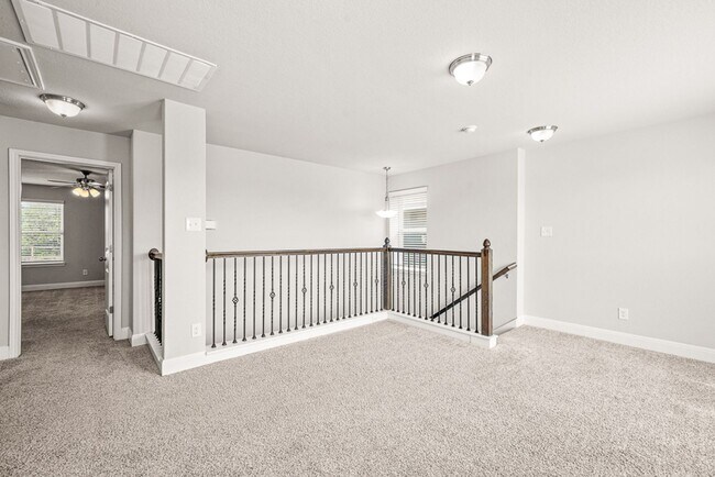 Building Photo - 13154 Beals Cir