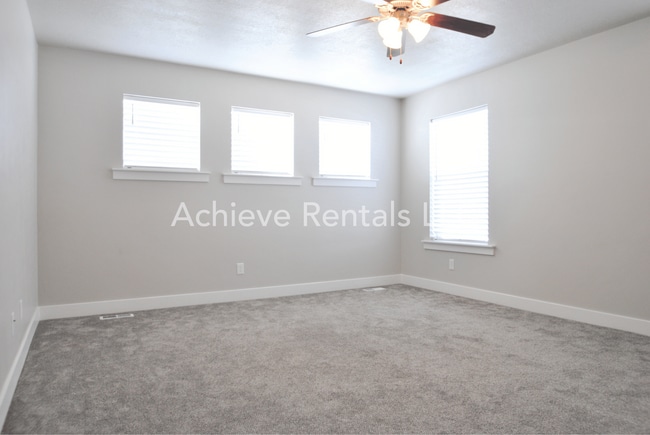 Building Photo - 1864 S 1425 W