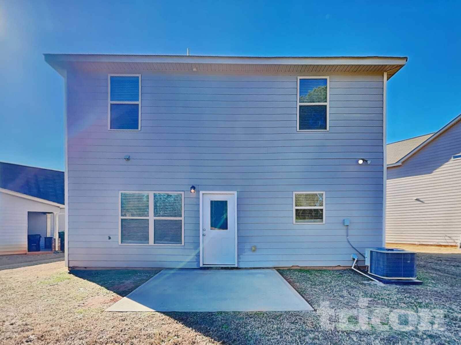 Building Photo - 424 Hyder Ct