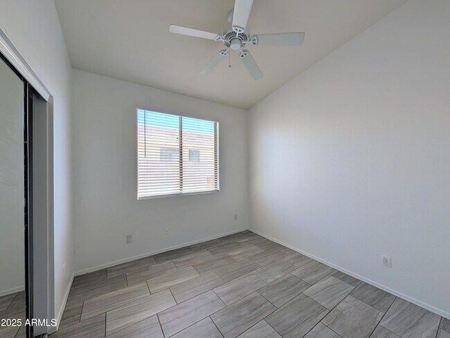 Building Photo - 3028 N 109th Ave
