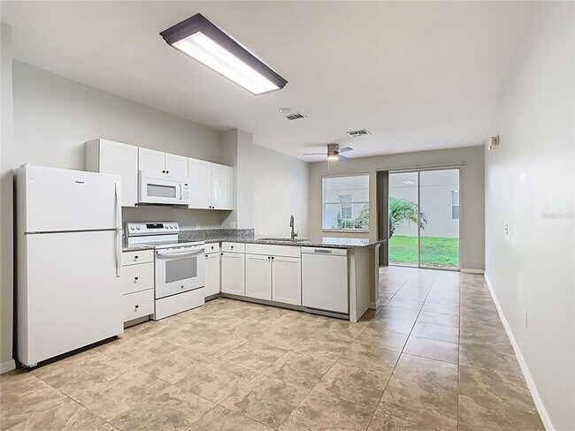 Building Photo - 5292 Paradise Cay Cir