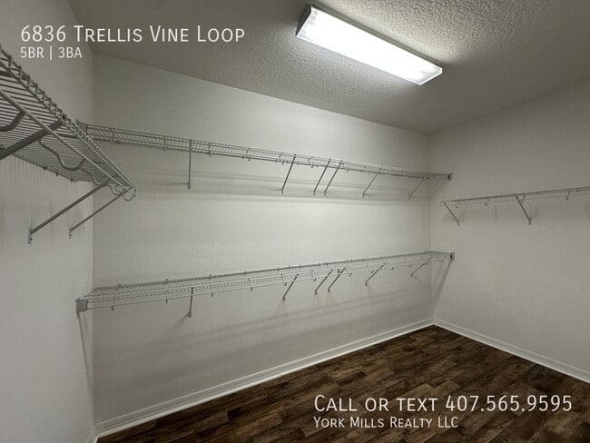 Building Photo - 6836 Trellis Vine Loop