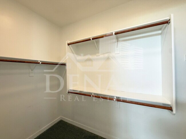 Building Photo - 12523 W Calle de Sol