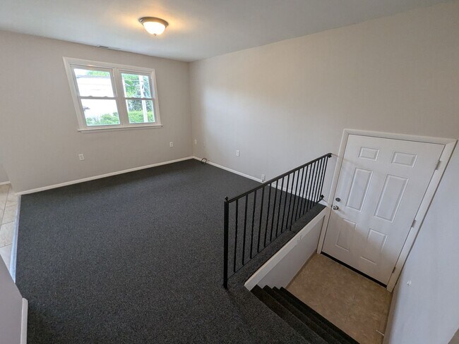 Building Photo - 4402 McMenamy St