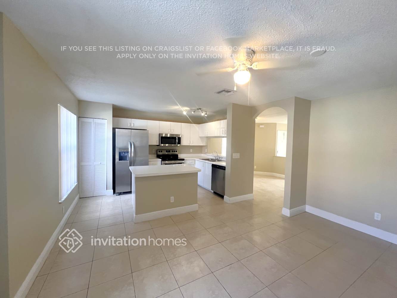 Building Photo - 11228 NW 46th Dr